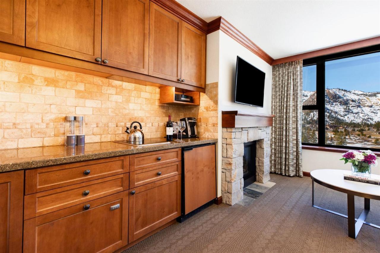 Everline Resort And Spa, Lake Tahoe Олимпик Вали Екстериор снимка